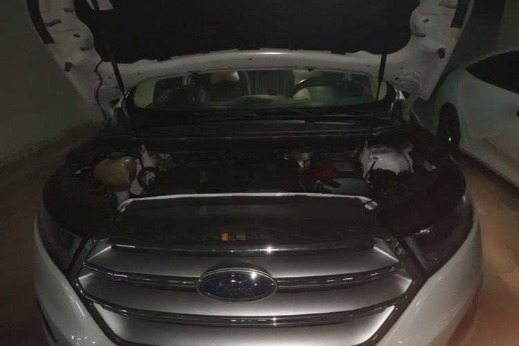 Used Ford Edge 2018 EcoBoost 245 Two-Wheel-Drive Titanium 7-Seater China V Standard Engine Bay