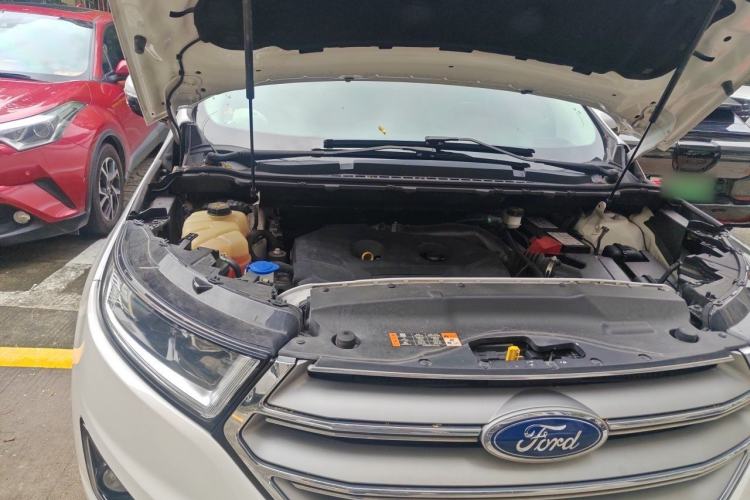 Used Ford Edge 2018 EcoBoost 245 Two-Wheel-Drive Titanium 7-Seater China VI Standard Engine Bay Right