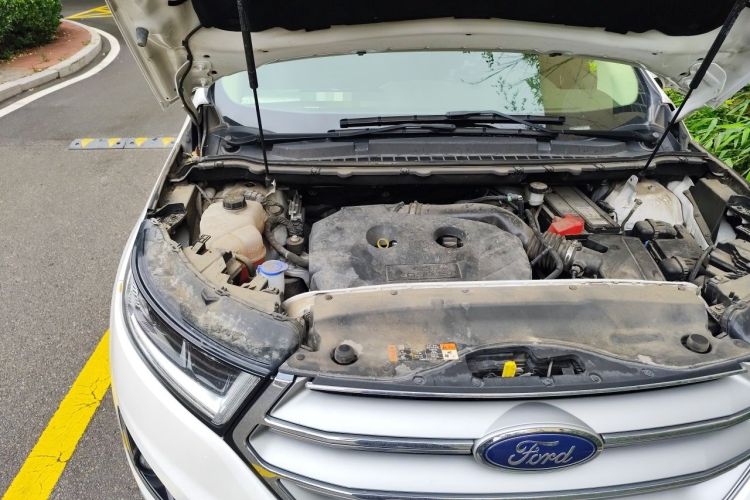 Used Ford Edge 2018 EcoBoost 245 Two-Wheel-Drive Titanium 7-Seater China V Standard Engine Bay Right