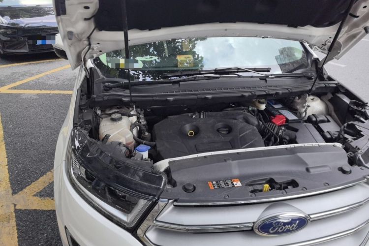 Used Ford Edge 2018 EcoBoost 245 Two-Wheel-Drive Titanium 7-Seater China V Standard Engine Bay Right