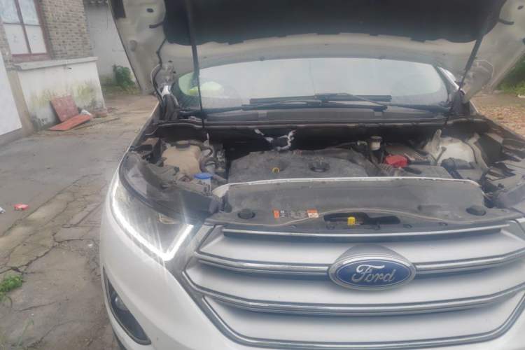 Used Ford Edge 2018 EcoBoost 245 Two-Wheel-Drive Titanium 7-Seater China VI Standard Engine Bay Right