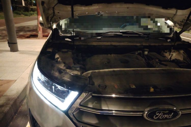 Used Ford Edge 2018 EcoBoost 245 Two-Wheel-Drive Titanium 7-Seater China V Standard Engine Bay Right