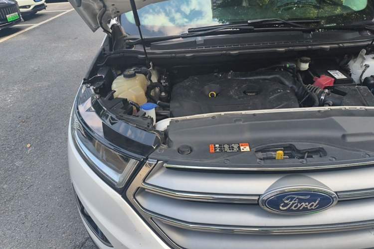 Used Ford Edge 2018 EcoBoost 245 Two-Wheel-Drive Titanium 7-Seater China V Standard Engine Bay Right