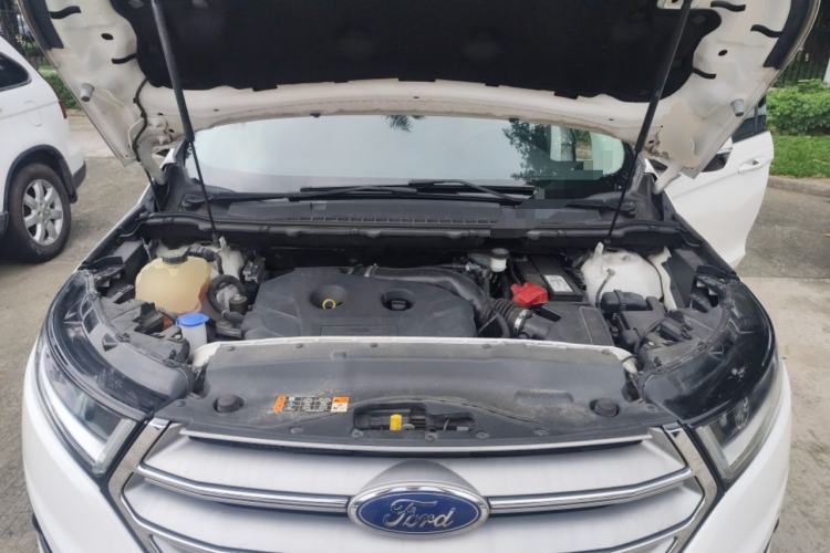 Used Ford Edge 2018 EcoBoost 245 Two-Wheel-Drive Titanium 7-Seater China VI Standard Engine Bay