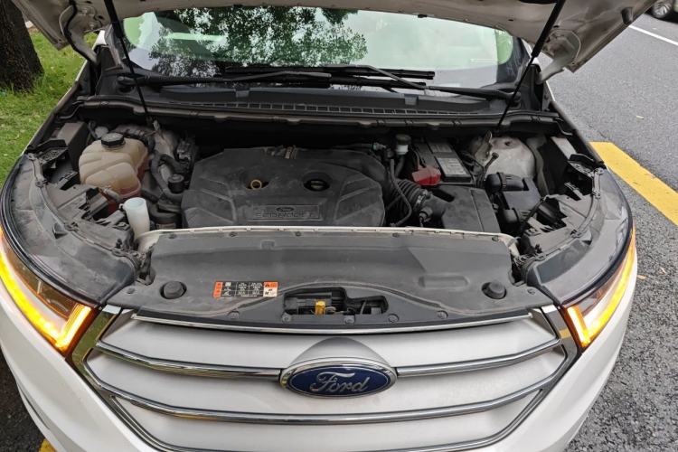 Used Ford Edge 2018 EcoBoost 245 Two-Wheel-Drive Titanium 7-Seater China V Standard Engine Bay