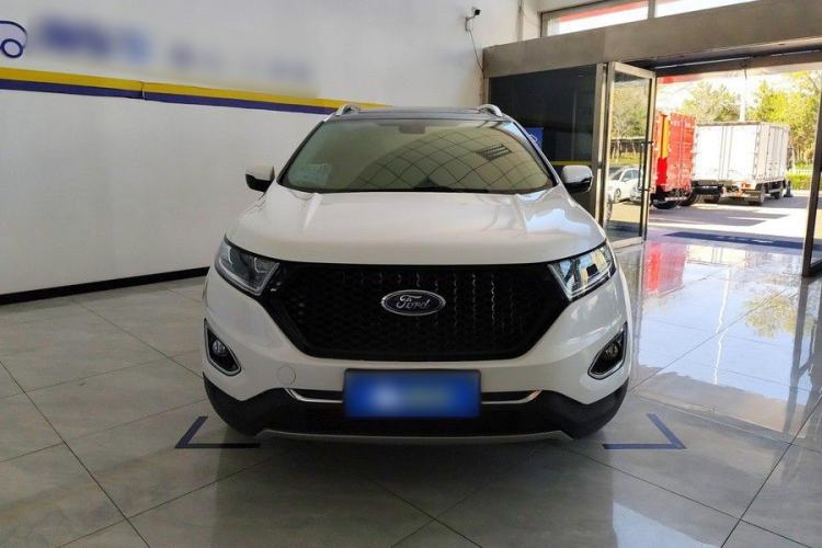 Used Ford Edge 2018 EcoBoost 245 Two-Wheel-Drive Titanium 7-Seater China V Standard Exterior 1