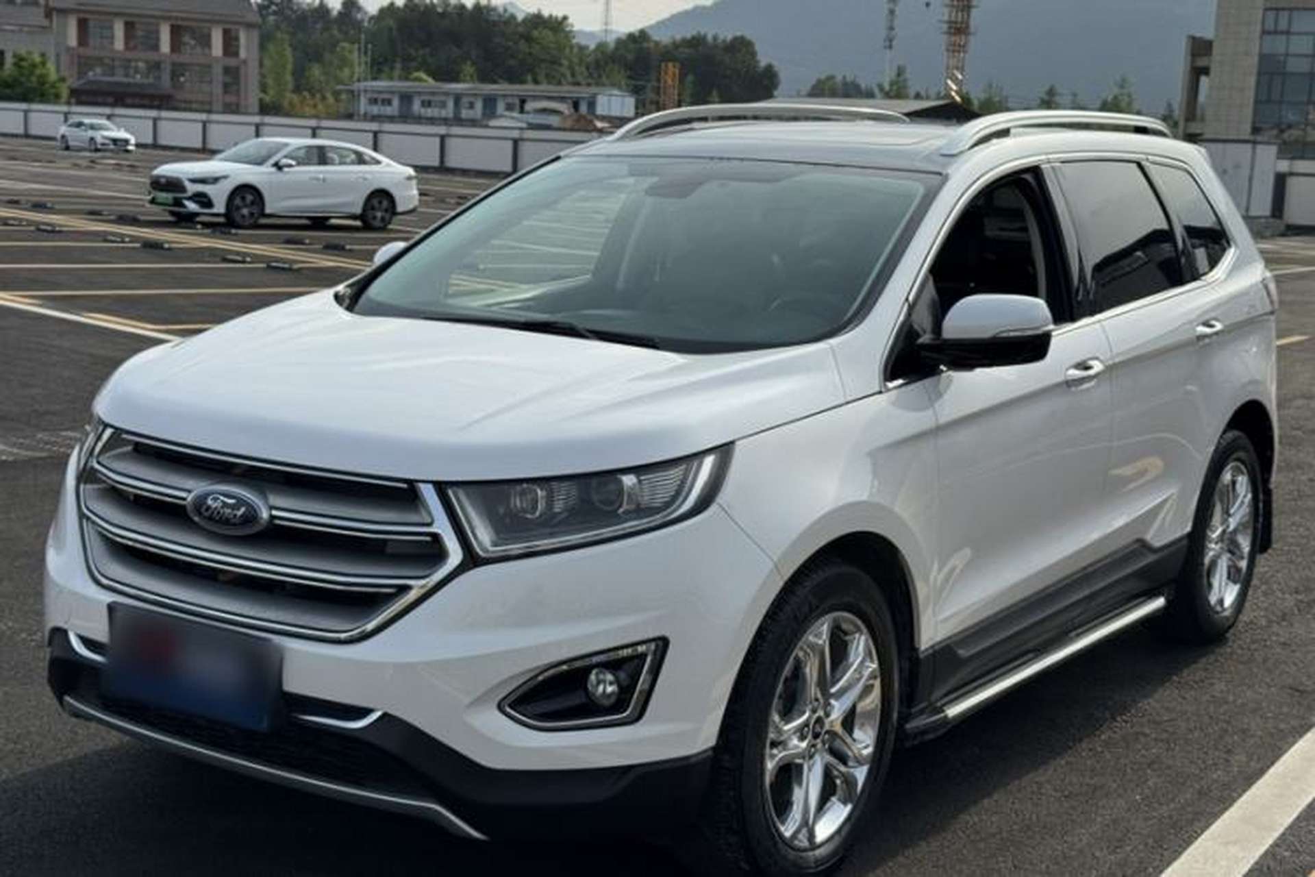Used Ford Edge 2018 EcoBoost 245 Two-Wheel-Drive Titanium 7-Seater China V Standard Exterior 1