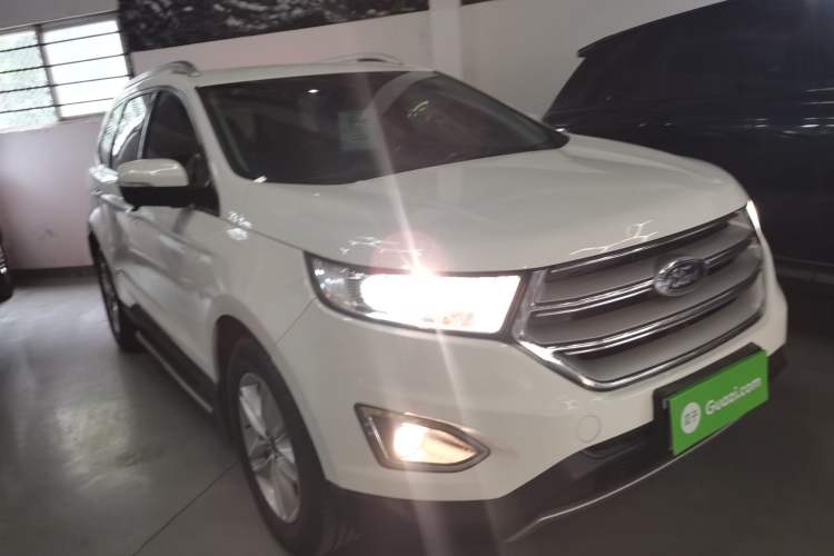 Used Ford Edge 2018 EcoBoost 245 Two-Wheel-Drive Platinum Edition 5 Seats Exterior 2