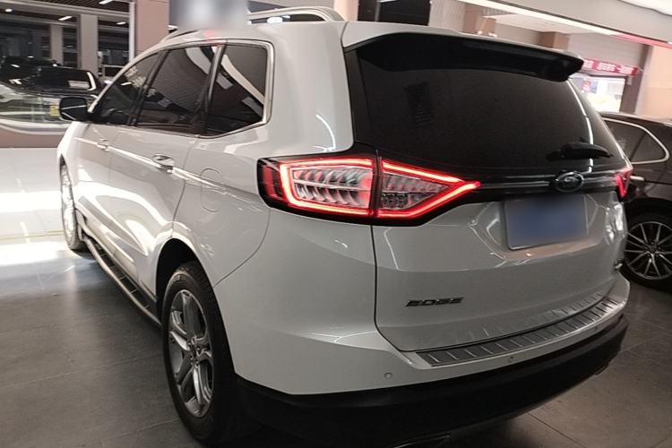 Used Ford Edge 2018 EcoBoost 245 Two-Wheel-Drive Titanium 7-Seater China V Standard Exterior 2