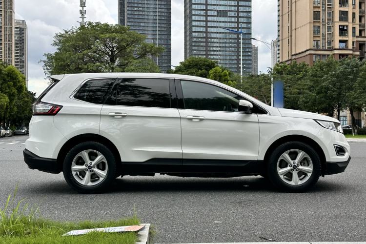 Used Ford Edge 2018 EcoBoost 245 Two-Wheel-Drive Titanium 5-Seater China V Standard Exterior 3