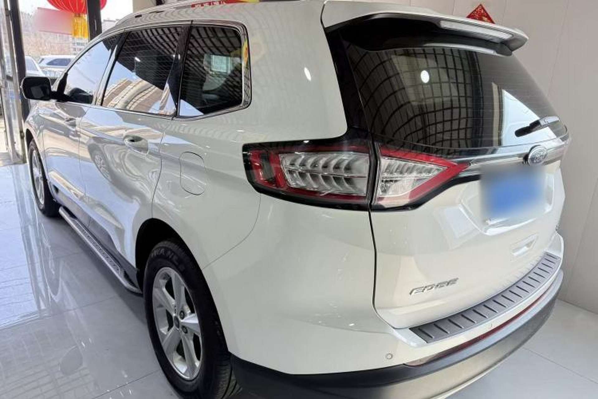 Used Ford Edge 2018 EcoBoost 245 Two-Wheel-Drive Titanium 5-Seater China V Standard Exterior 3