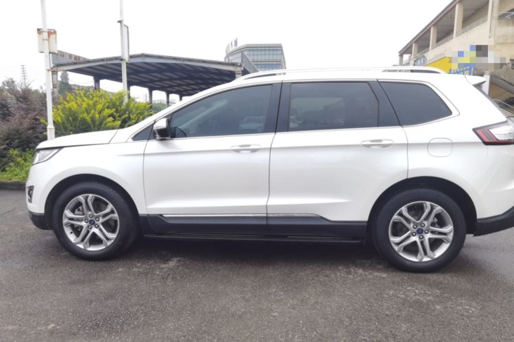 Used Ford Edge 2018 EcoBoost 245 Two-Wheel-Drive Titanium 7-Seater China V Standard Exterior 3
