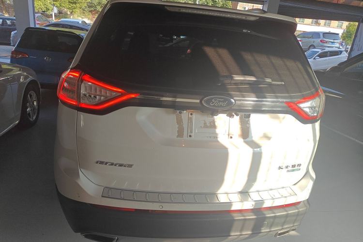 Used Ford Edge 2018 EcoBoost 245 Two-Wheel-Drive Titanium 7-Seater China V Standard Exterior 4