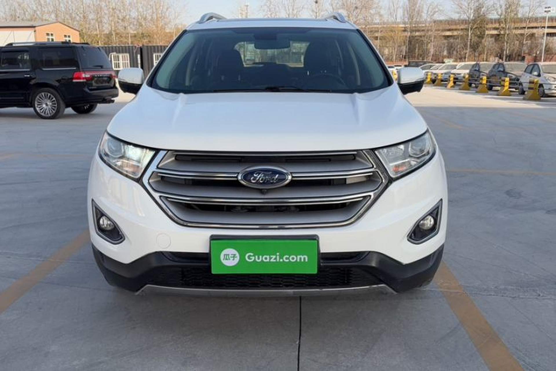 Used Ford Edge 2018 EcoBoost 245 Two-Wheel-Drive Platinum Edition 7-Seater China V Emission Standard Exterior 4