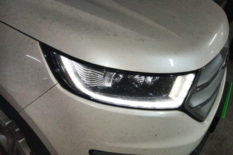 Used Ford Edge 2018 EcoBoost 245 Two-Wheel-Drive Titanium 7-Seater China V Standard Exterior 6