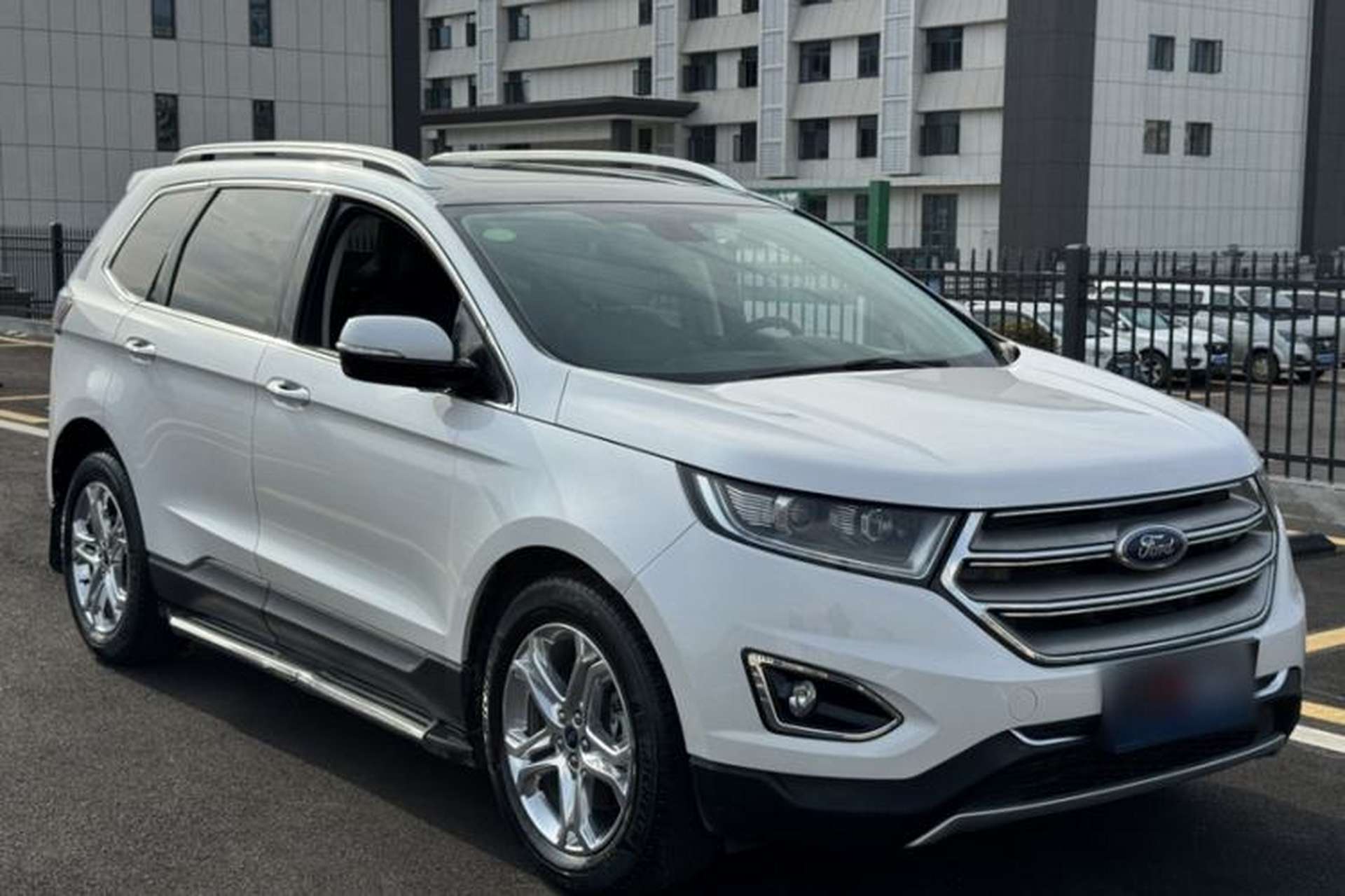 Used Ford Edge 2018 EcoBoost 245 Two-Wheel-Drive Titanium 7-Seater China V Standard Exterior 6