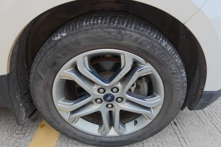 Used Ford Edge 2018 EcoBoost 245 Two-Wheel-Drive Titanium 7-Seater China V Standard Exterior 7