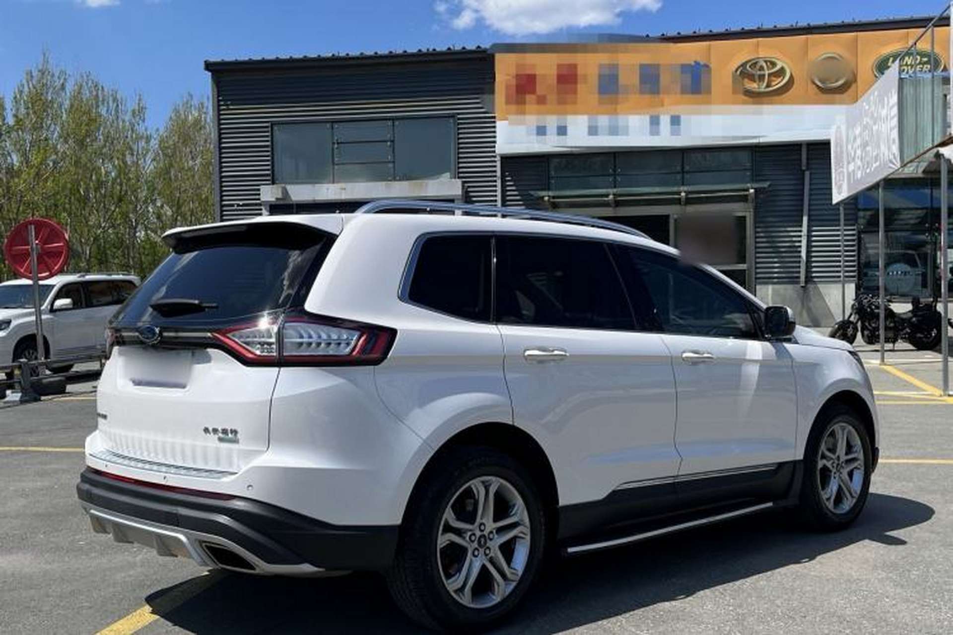 Used Ford Edge 2018 EcoBoost 245 Two-Wheel-Drive Titanium 7-Seater China V Standard Exterior 7