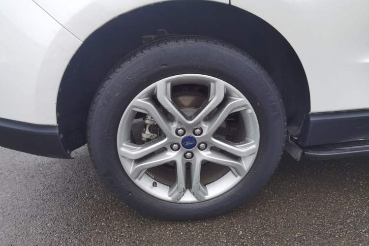 Used Ford Edge 2018 EcoBoost 245 Two-Wheel-Drive Titanium 7-Seater China V Standard Exterior 8
