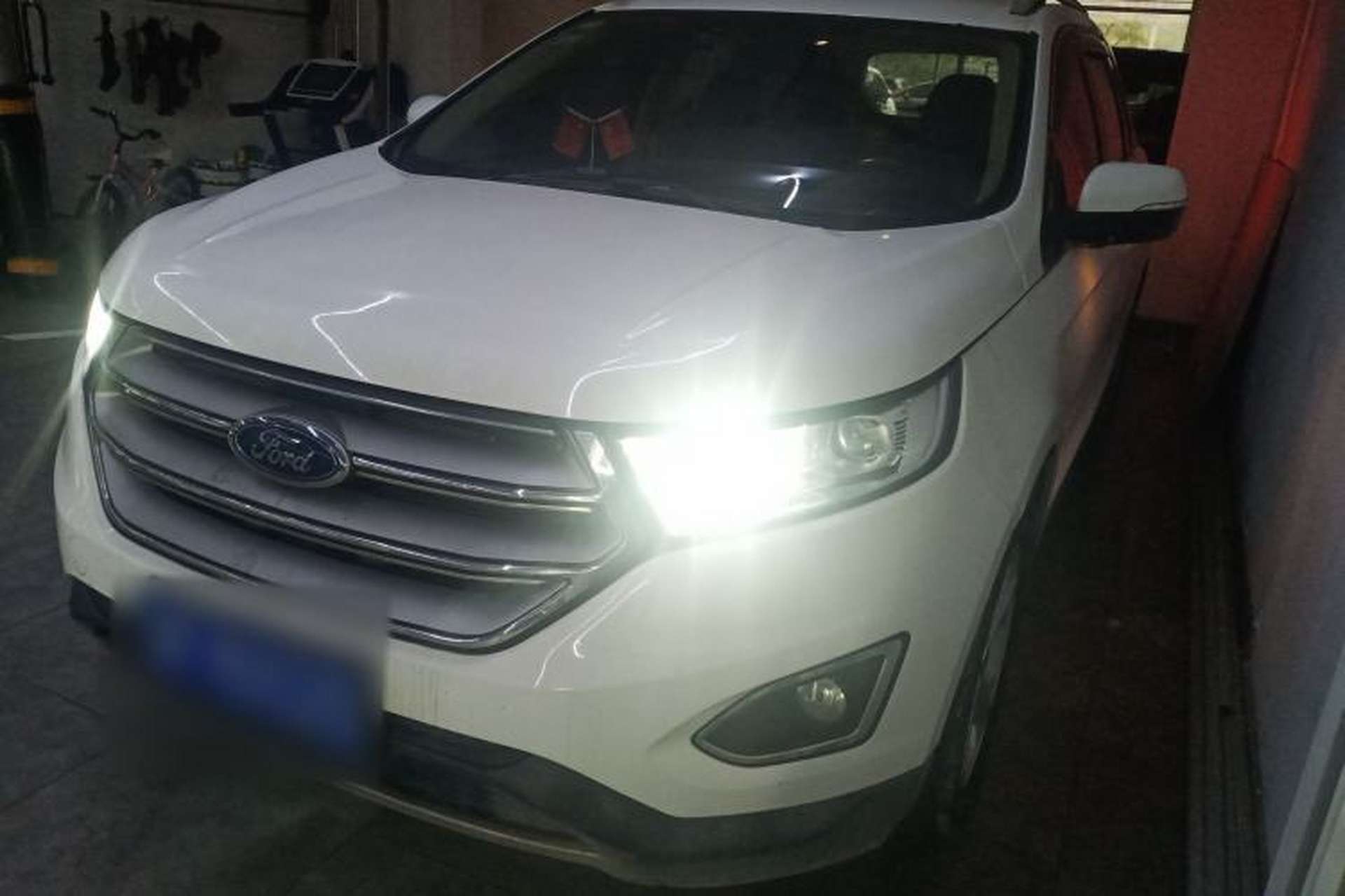 Used Ford Edge 2018 EcoBoost 245 Two-Wheel-Drive Titanium 5-Seater China V Standard Front Left 45 Deg