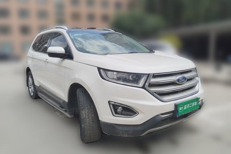 Used Ford Edge 2018 EcoBoost 245 Four-Wheel Drive Titanium 7-Seater Front Right 45 Deg