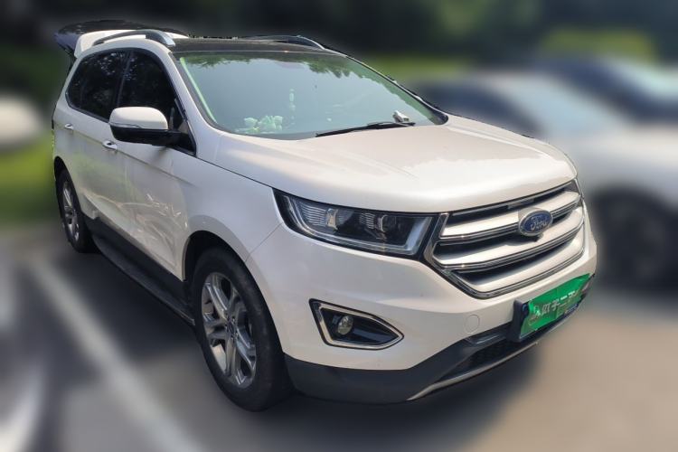 Used Ford Edge 2018 EcoBoost 245 Two-Wheel-Drive Titanium 7-Seater China V Standard Front Right 45 Deg