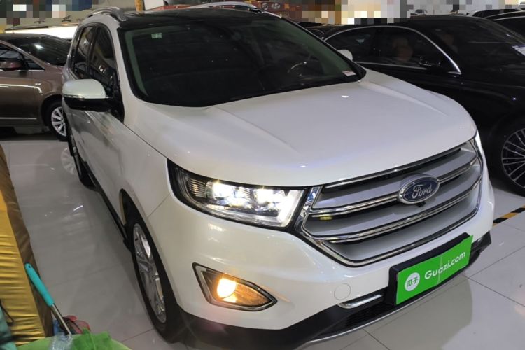 Used Ford Edge 2018 EcoBoost 245 Two-Wheel-Drive Titanium 7-Seater China V Standard Front Right 45 Deg