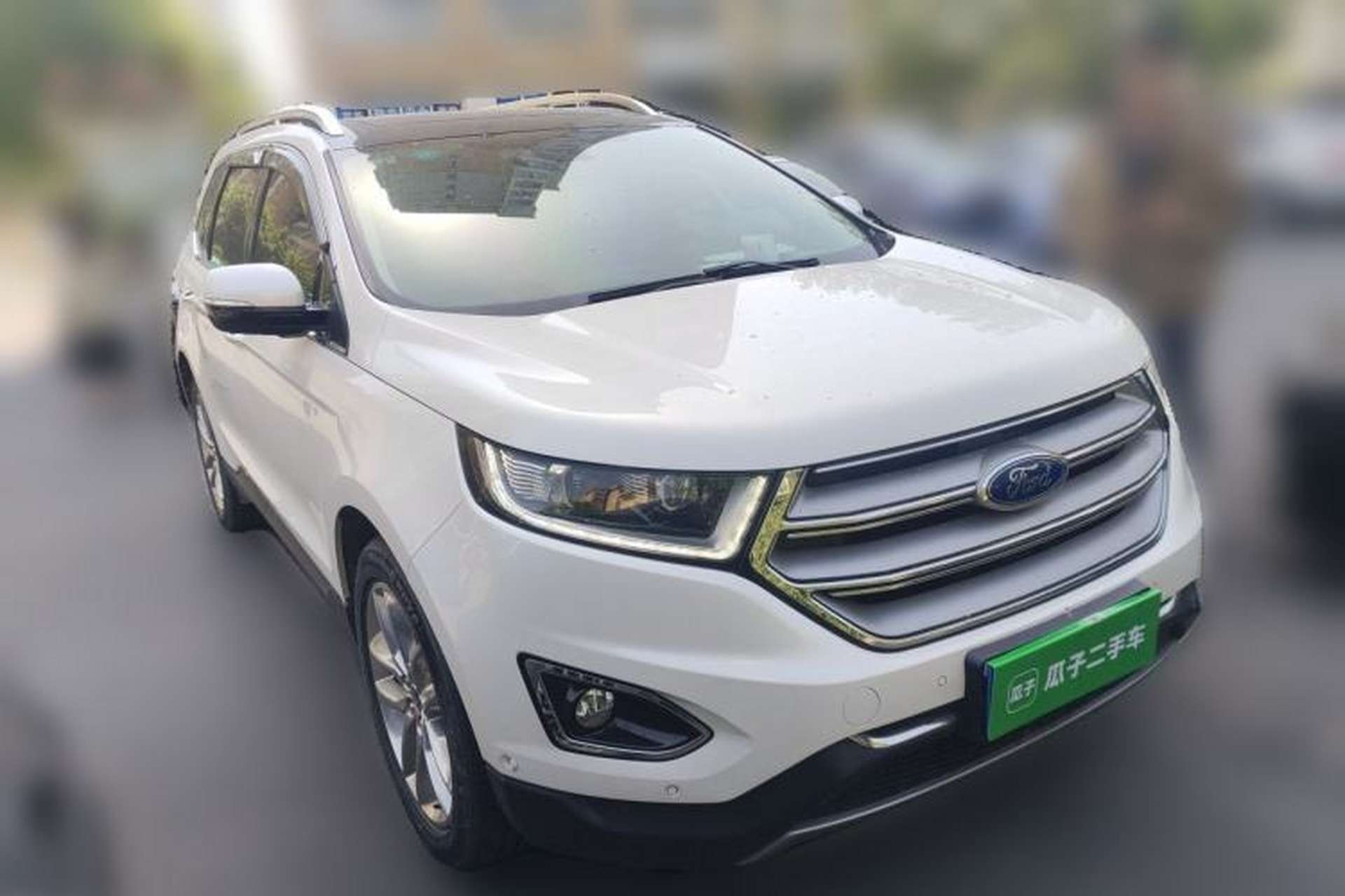 Used Ford Edge 2018 EcoBoost 245 Four-Wheel Drive Titanium 7-Seater Front Right 45 Deg