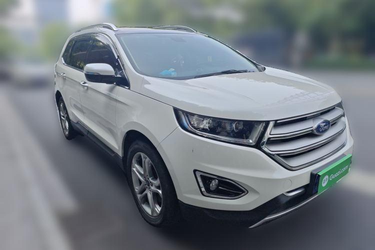 Used Ford Edge 2018 EcoBoost 245 Two-Wheel-Drive Titanium 7-Seater China V Standard Front Right 45 Deg