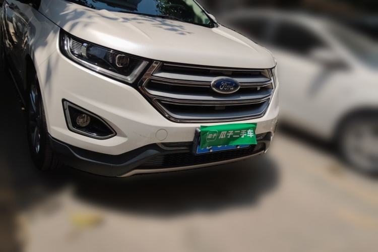 Used Ford Edge 2018 EcoBoost 245 Two-Wheel-Drive Titanium 7-Seater China VI Standard Front Right 45 Deg