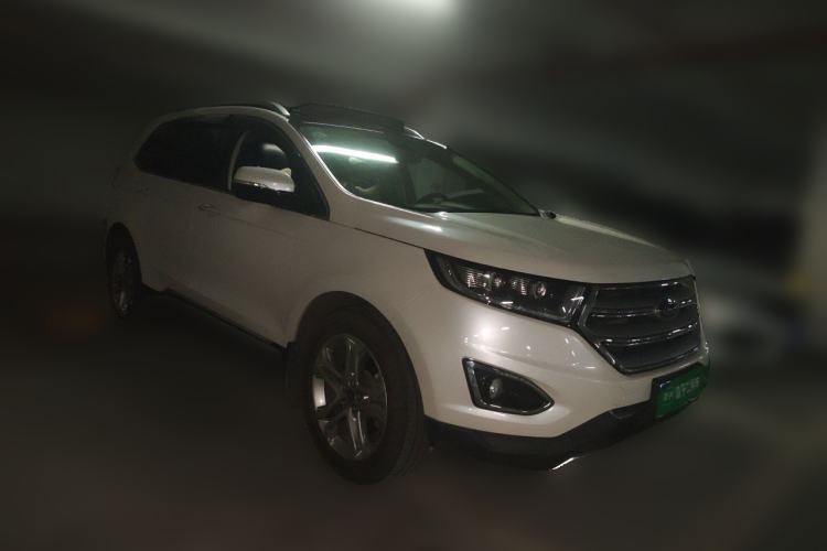 Used Ford Edge 2018 EcoBoost 245 Two-Wheel-Drive Titanium 7-Seater China V Standard Front Right 45 Deg