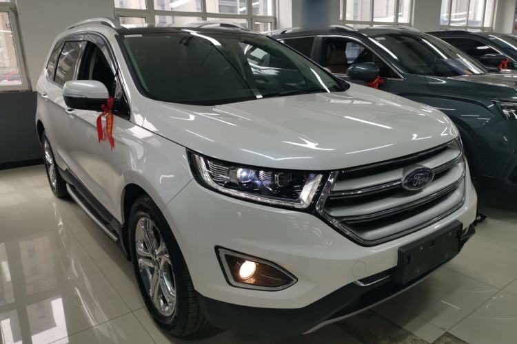Used Ford Edge 2018 EcoBoost 245 Two-Wheel-Drive Titanium 7-Seater China V Standard Front Right 45 Deg