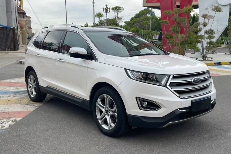 Used Ford Edge 2018 EcoBoost 245 Two-Wheel-Drive Titanium 7-Seater China V Standard Front Right 45 Deg