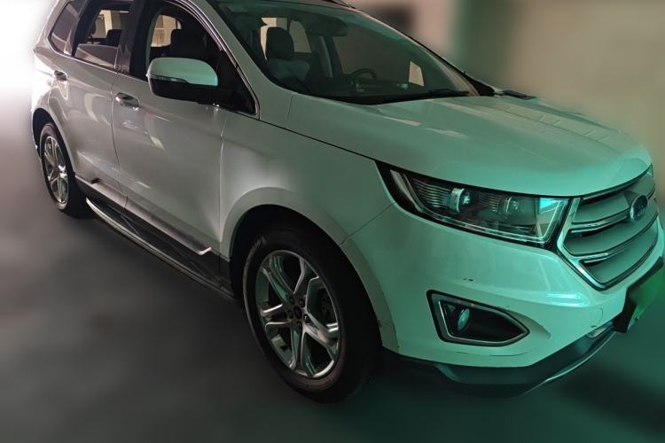 Used Ford Edge 2018 EcoBoost 245 Two-Wheel-Drive Titanium 7-Seater China V Standard Front Right 45 Deg