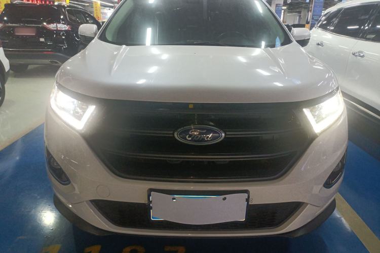 Used Ford Edge 2018 EcoBoost 245 Two-Wheel-Drive Sporty 7-Seater Front