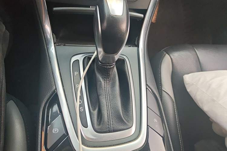 Used Ford Edge 2018 EcoBoost 245 Four-Wheel Drive Sporty 7-Seater China V Standard Gear Lever