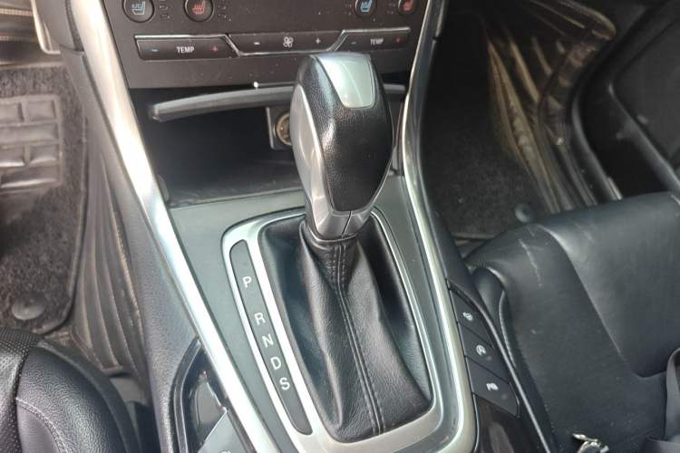 Used Ford Edge 2018 EcoBoost 245 4x4 Titanium Plus 7-Seater China V Standard Gear Lever