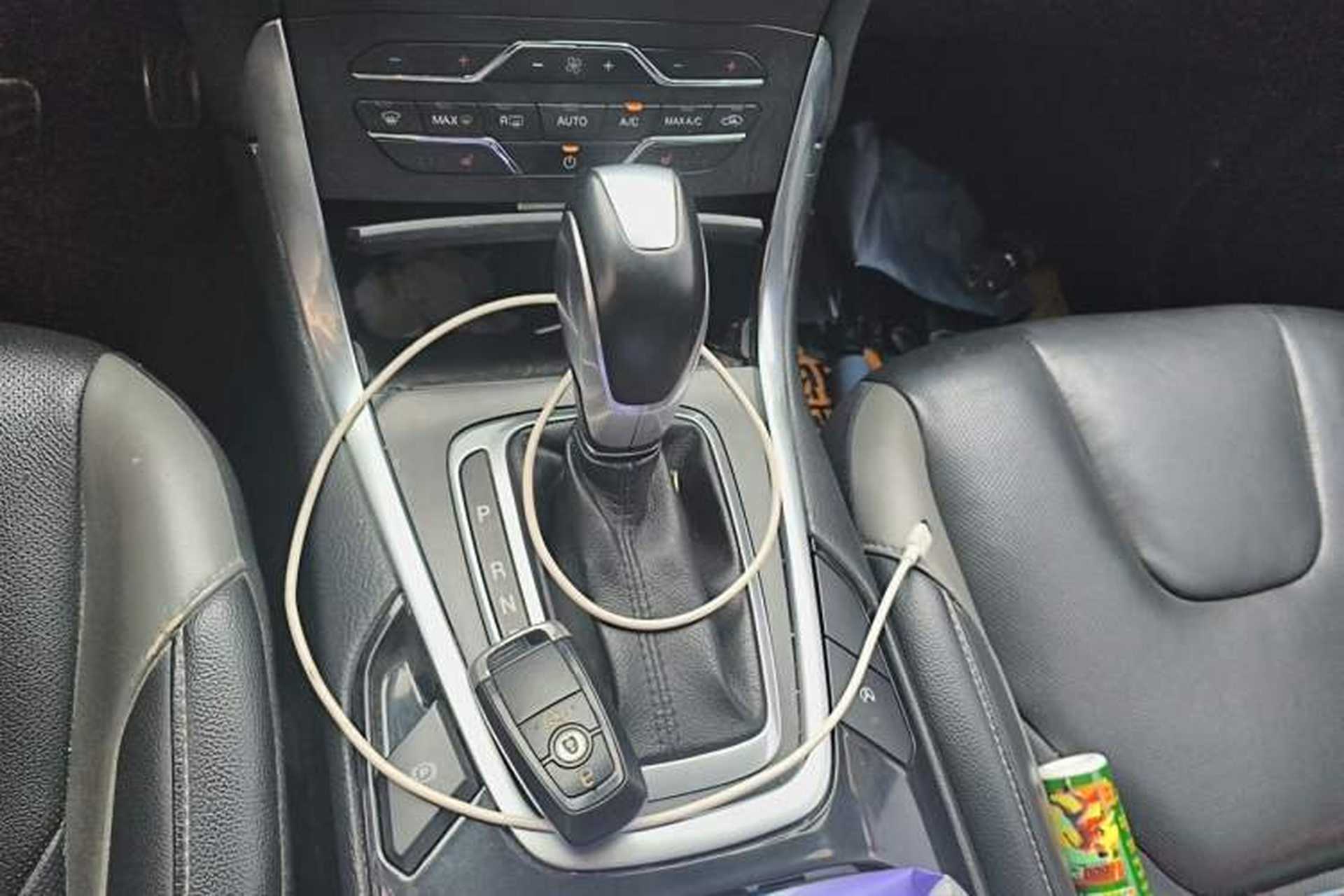 Used Ford Edge 2018 EcoBoost 245 Two-Wheel-Drive Titanium 7-Seater China V Standard Gear Lever