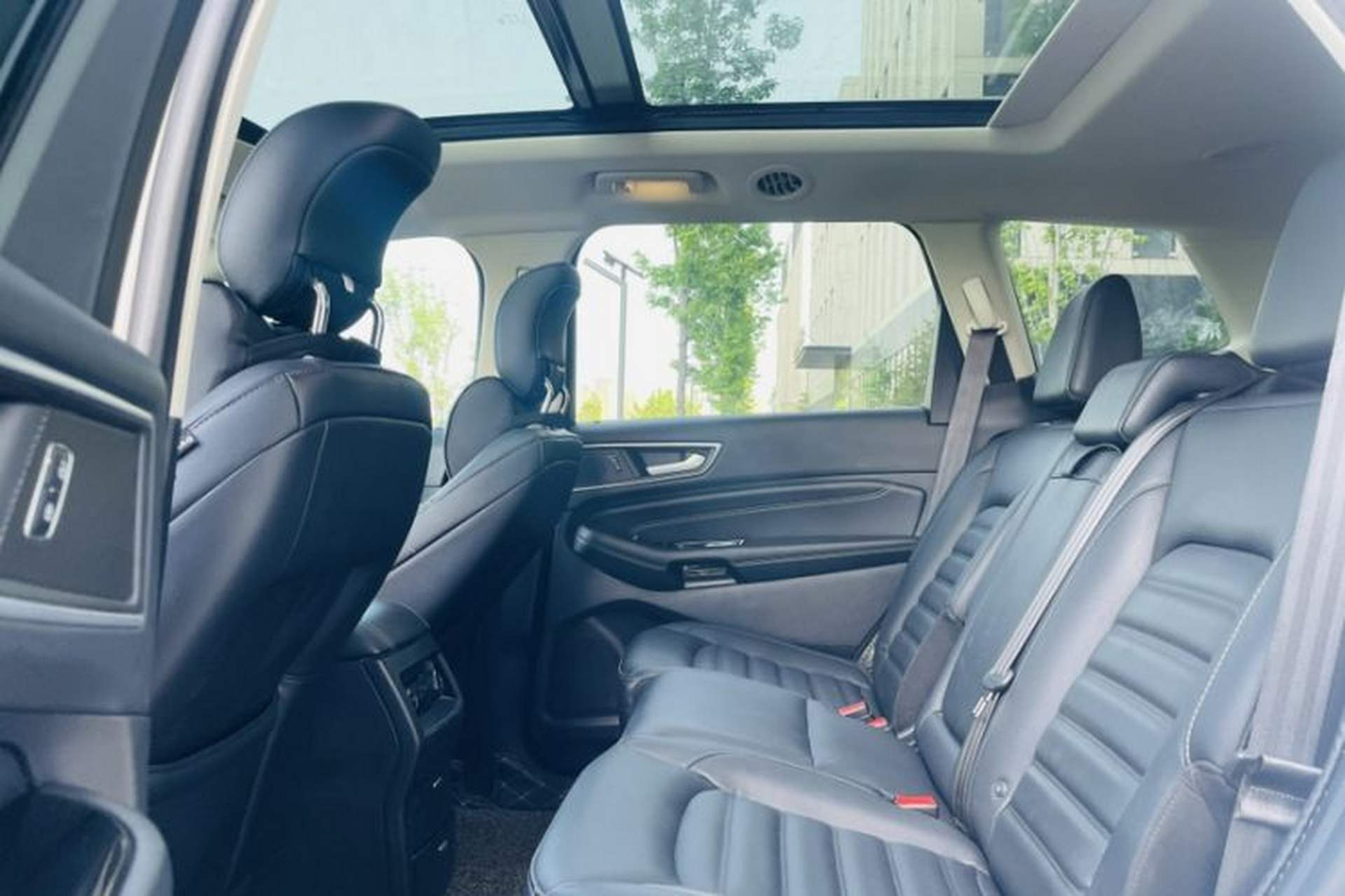 Used Ford Edge 2018 EcoBoost 245 Two-Wheel-Drive Titanium 7-Seater China VI Standard Headliner
