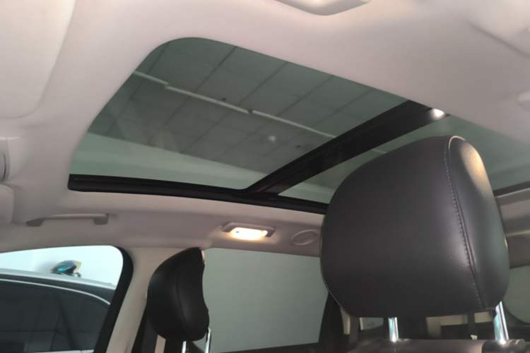 Used Ford Edge 2018 EcoBoost 245 Two-Wheel-Drive Titanium 7-Seater China V Standard Headliner