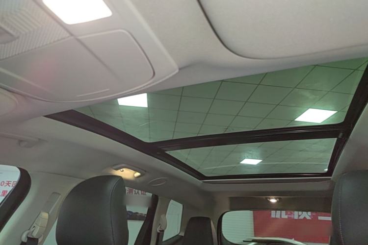 Used Ford Edge 2018 EcoBoost 245 Two-Wheel-Drive Titanium 7-Seater China VI Standard Headliner