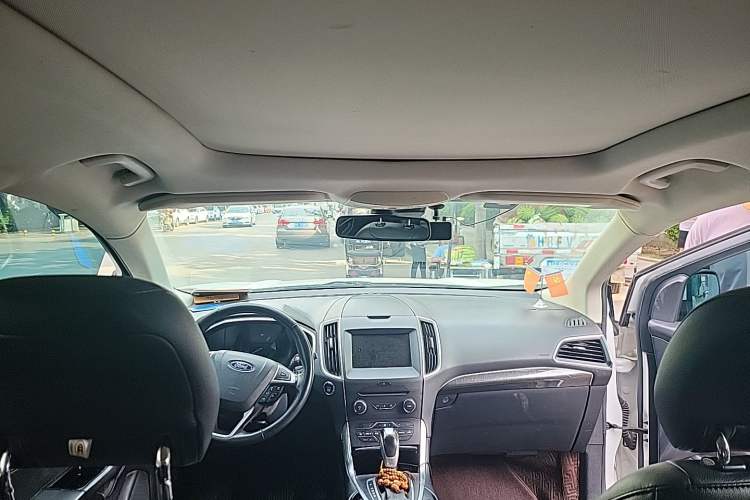 Used Ford Edge 2018 EcoBoost 245 Two-Wheel-Drive Titanium 7-Seater China V Standard Headliner