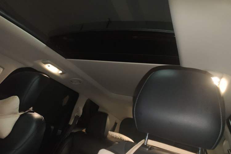 Used Ford Edge 2018 EcoBoost 245 Two-Wheel-Drive Titanium 7-Seater China V Standard Headliner