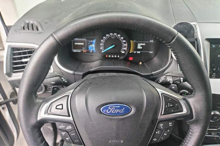 Used Ford Edge 2018 EcoBoost 245 Two-Wheel-Drive Titanium 7-Seater China V Standard Instrument Cluster