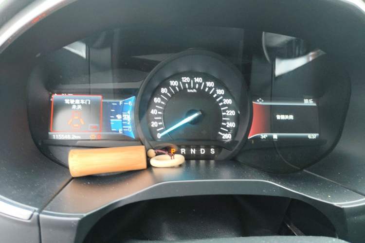 Used Ford Edge 2018 EcoBoost 245 Two-Wheel-Drive Titanium 7-Seater China V Standard Instrument Cluster