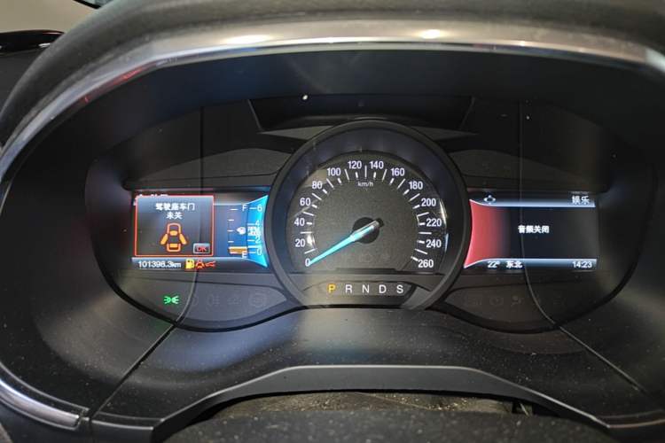 Used Ford Edge 2018 EcoBoost 245 Two-Wheel-Drive Titanium 7-Seater China V Standard Instrument Cluster