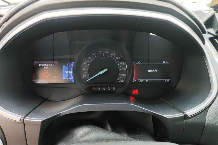 Used Ford Edge 2018 EcoBoost 245 Two-Wheel-Drive Titanium 7-Seater China V Standard Instrument Cluster
