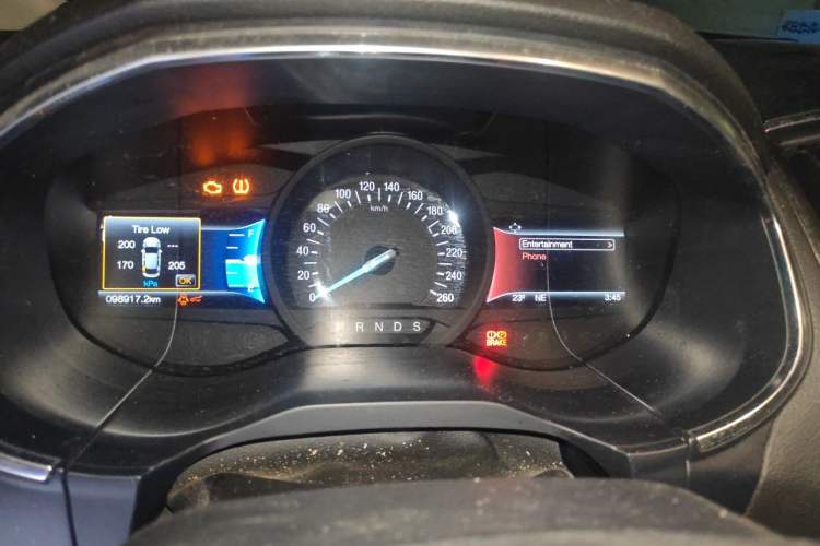 Used Ford Edge 2018 EcoBoost 245 Two-Wheel-Drive Titanium 7-Seater China V Standard Instrument Cluster