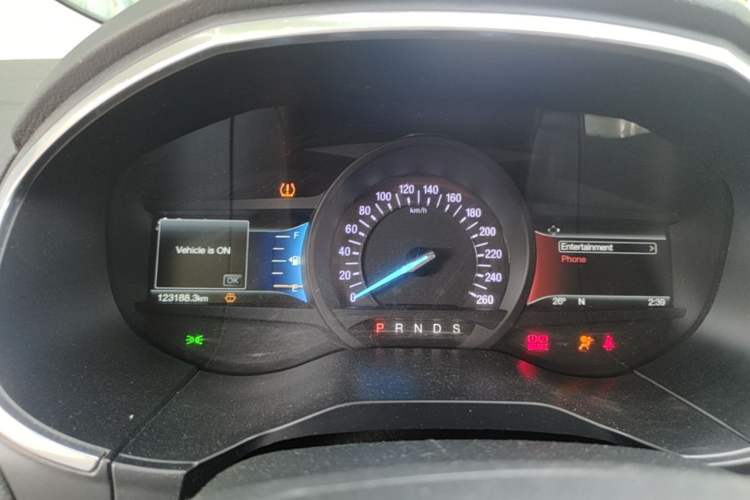 Used Ford Edge 2018 EcoBoost 245 Two-Wheel-Drive Titanium 7-Seater China VI Standard Instrument Cluster