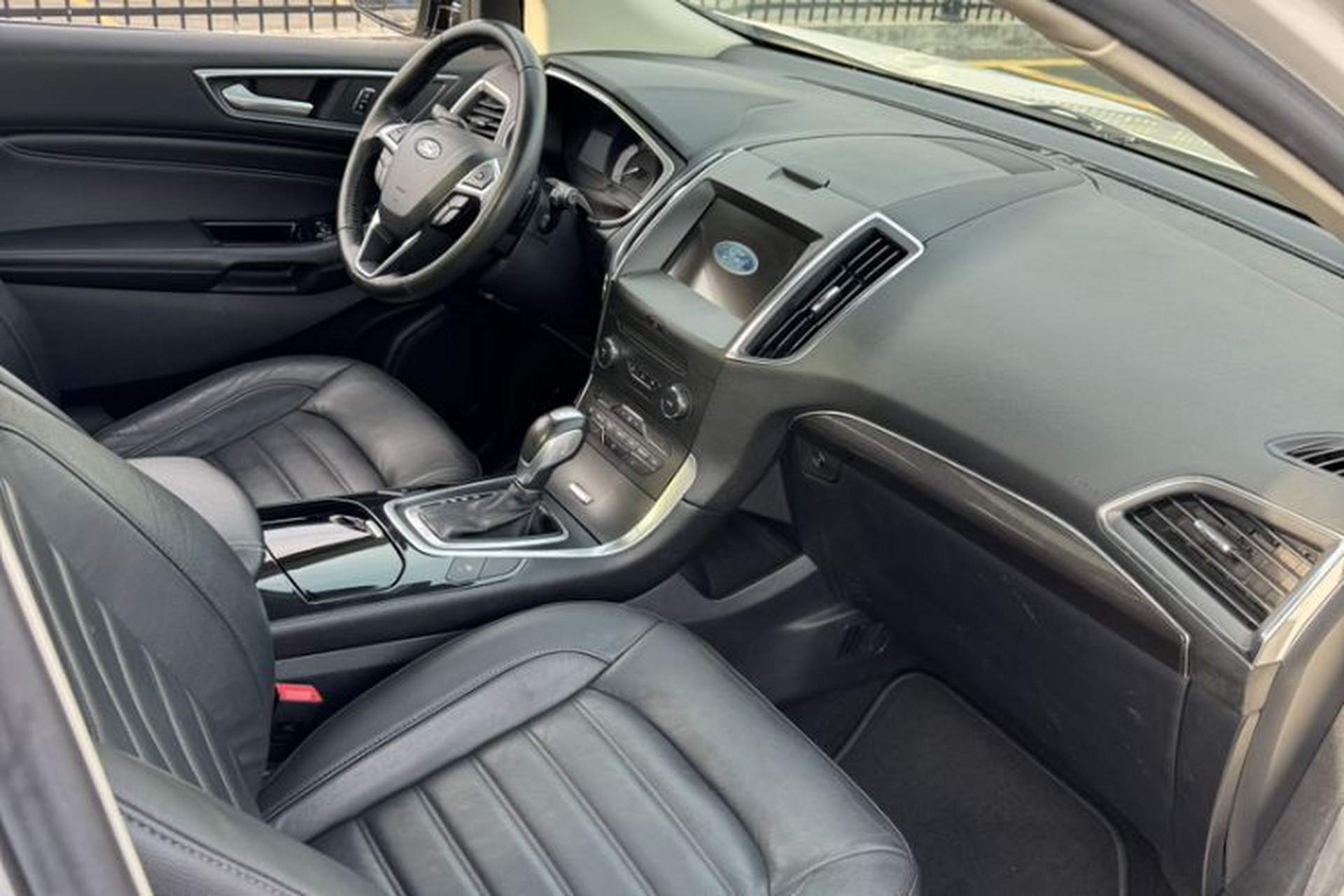 Used Ford Edge 2018 EcoBoost 245 Two-Wheel-Drive Titanium 7-Seater China V Standard Interior 1